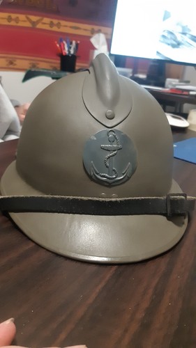 Casque adrian colonial modèle - adrian,