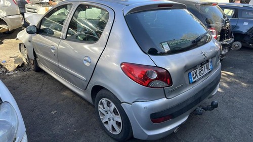Pare choc arriere peugeot 206 - pare,