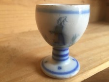 Coquetier HR Quimper Henriot, une femme