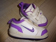 NIKE BASKETS FILLES A SCRATCH