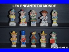 SERIE COMPLETE DE FEVES LES