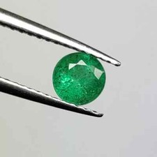 Emeraude de Zambie, taille brillant/0,51 carats