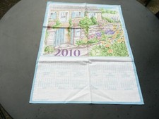 1 torchon ancien vintage en coton  calendrier 20010 à décors du banc au jardin