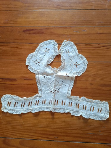 Plastron col ancien broderie - col,