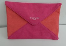 TROUSSE DE TOILETTE GUERLAIN