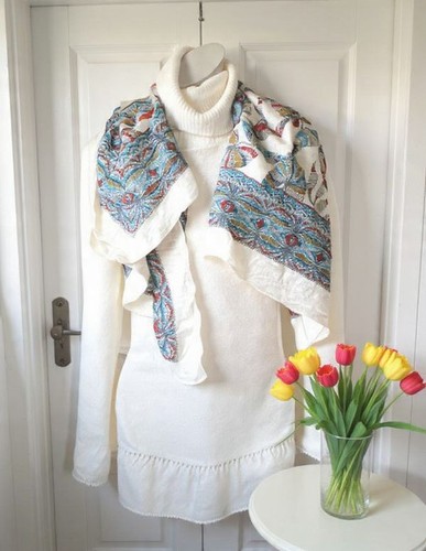 Grand foulard carré - grand, marque