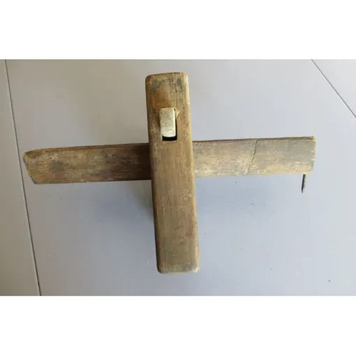 Ancien outil menuisier - ancien,
