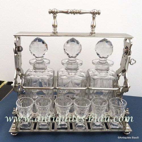 Baccarat portant service - portant, à