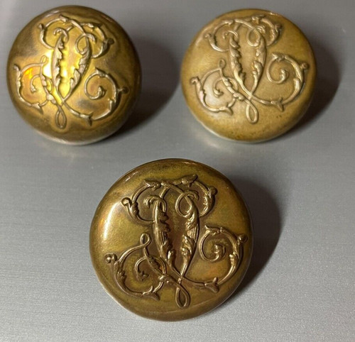 Boutons livrée - de,