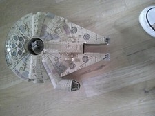 VAISSEAU STAR WARS FAUCON