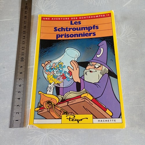 Livre les schtroumpfs - bd,