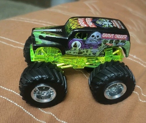 Hot wheels monster jam - monster, grave