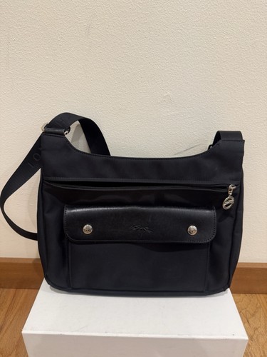 Longchamp planetes messenger - planetes,