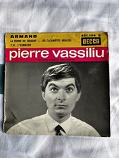 45T Pierre VASSILIU - Armand , la femme du sergent + 2 titres DECCA 451.194