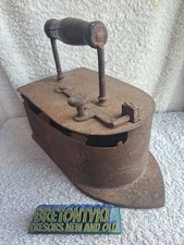 Fer à repasser ancien en fonte