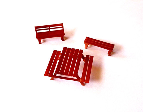 Lot 1 table de pic - table,