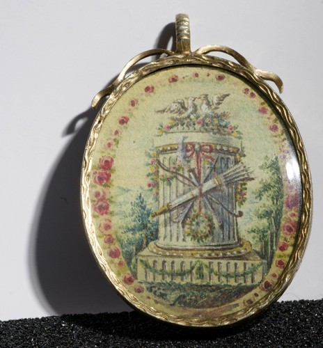 Médaillon pendentif gage