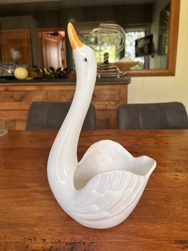 Cache pot vase - cache,