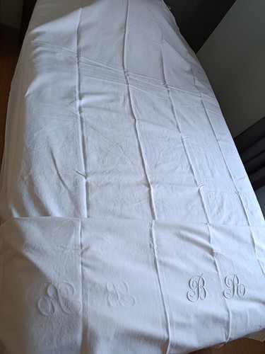 Beau drap ancien monogrammé - beau,