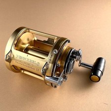 Moulinet de pêche en eau salée PENN International II 50TW Big Game