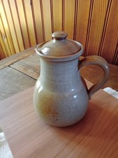 Pichet en grès  avec