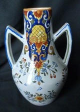 Vase en faïence de BOULOGNE signé Jules VERLINGUE décor Rouen