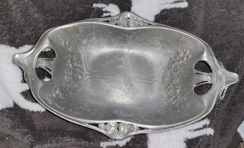 Ancien plat étain decor de - plat,
