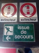 3 ancienne plaques extincteur sortie de secours a gauche aluminium neuf