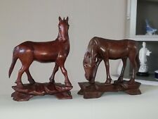 Statuette paire de chevaux Asiatique ancien en bois exotique rouge