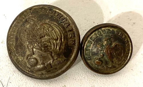 Anciens boutons uniforme - anciens,