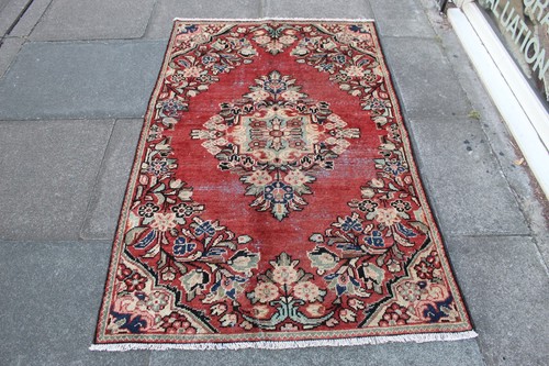 Tapis oriental traditionnel - tapis, en