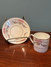 Une Tasse et sous tasse