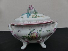 ANCIENNE SOUPIERE FAIENCE DE LUNEVILLE XVIIIeS SUPERBE LEGUMIER   SUPERBE DECOR 