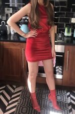 Robe velours rouge UK 8