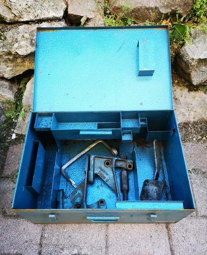Coffret outillage peugeot - outillage,