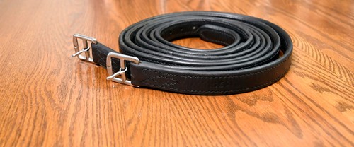Childeric stirrup leathers - stirrup,