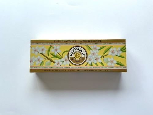 Savon fleurs amandier - savon, d’amandier