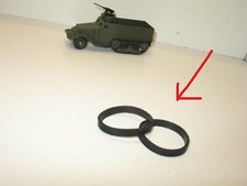 DINKY TOYS  2 chenilles pour HALF TRACK militaire en caoutchouc souple
