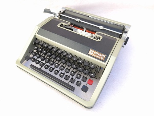 Machine écrire olivetti - machine, à