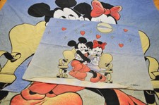Minnie and Mickey duvet cover + pillowcase / housse de couette Mickey et Minnie
