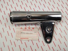 Patte de phare droite pour