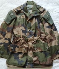 veste de combat militaire