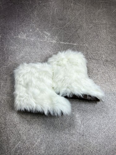 Y2k white faux fur winter - faux,