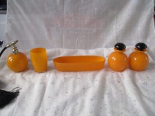 Ensemble de toilette en verre soufflé orange et noir  Art Déco