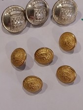 lot 8 boutons anciens SAPEURS POMPIERS