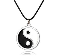 Collier Avec Pendentif