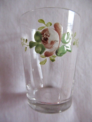 Ancien verre liqueur emaille - a,