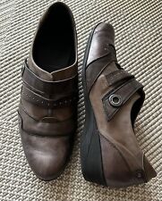 BELLES CHAUSSURES DORKING P39 CUIR TAUPE MARRON FERMEES PAR 2 BRIDES