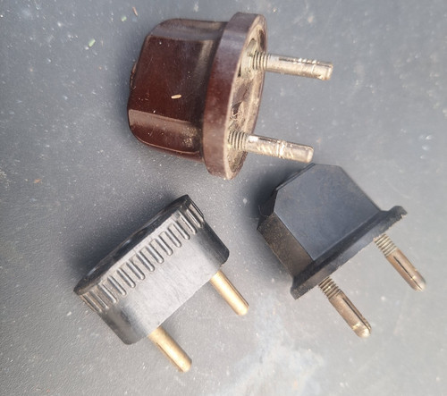 Anciennes prises bakelite - en,