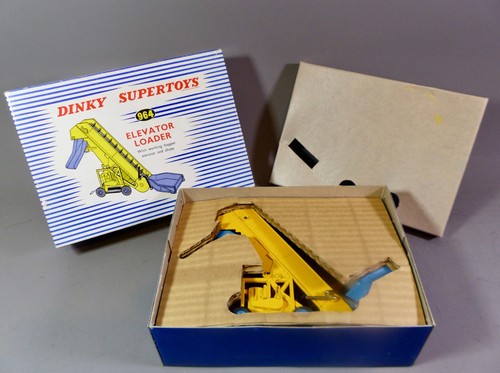 Dinky supertoys elevator - dinky,
